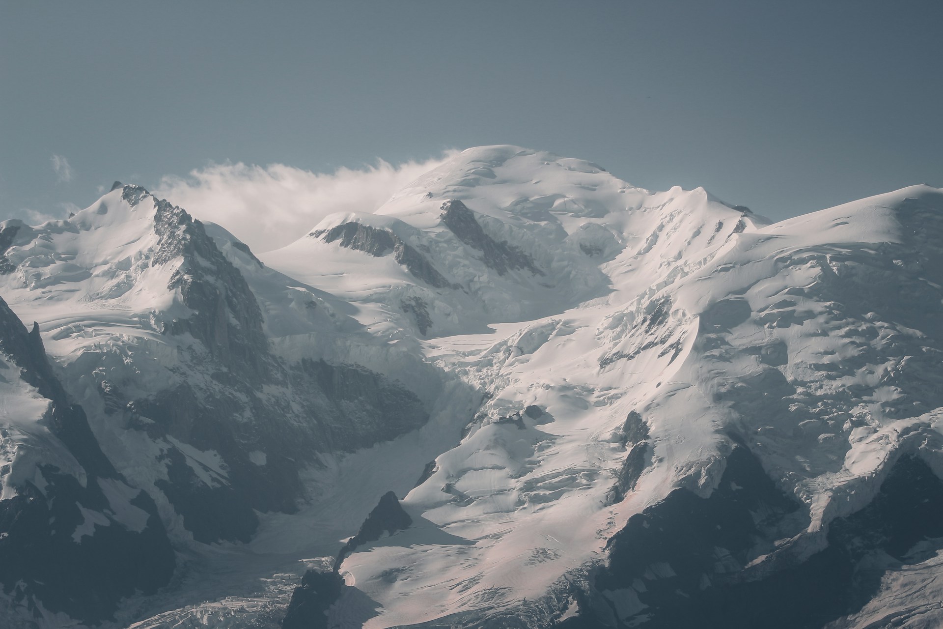 MONTE BIANCO IN SCI– NUOVO RECORD ANCHE AL FEMMINILE